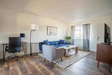 Apartment Woodside Hills