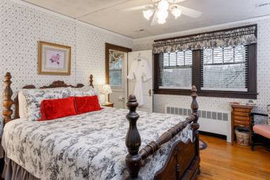 Bed and breakfast  Asheville