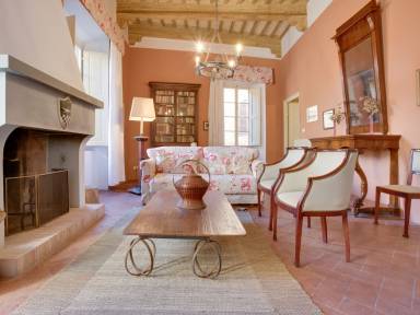 170 m² House