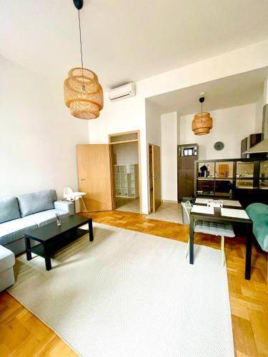 Holiday apartment with terrace | Near St. Stephen's Basilica in Budapest