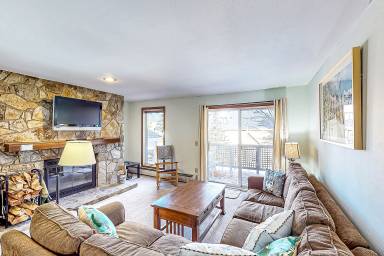 Condo  West Dover