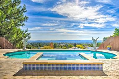 Cottage  Sylmar