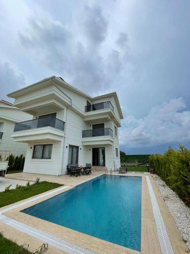 Villa Kadriye Mahallesi