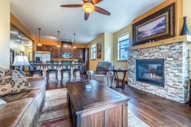 Condo Fraser