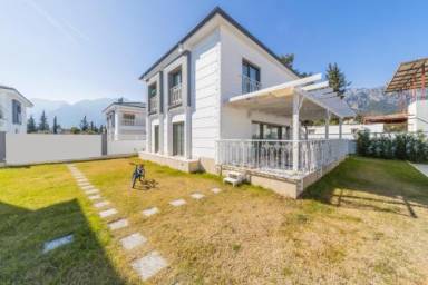 250 m² Villa