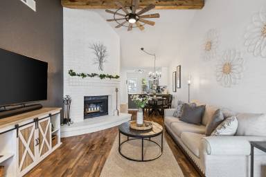 House Pet-friendly Bedford