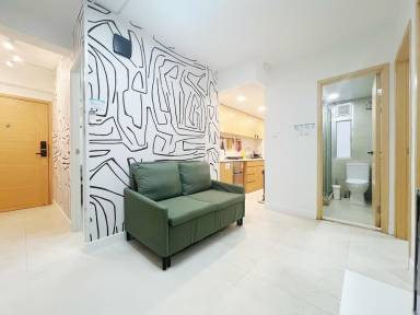 720 m² House