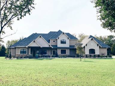 House Broken Arrow