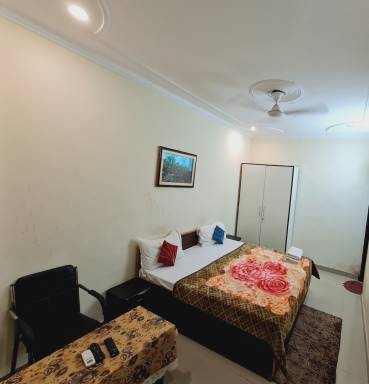 Accommodation Balcony Institutional Area