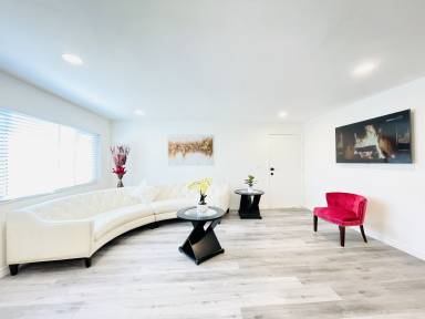 Apartment Upland