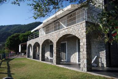 Casa Terrazza/balcone Framura