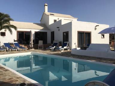 Children-friendly nice villa with private pool, terrace & garden