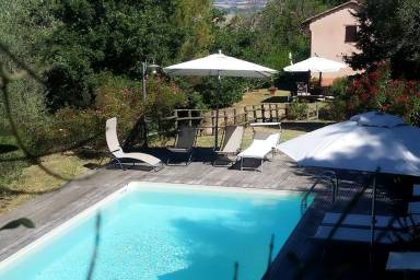 Nettes Appartement in Paciano mit Pool & Grill