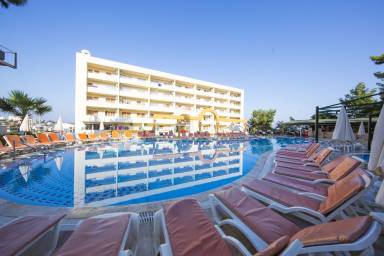 Resort  Kuşadası