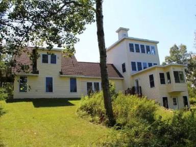 House Cloverland