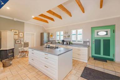 160 m² House