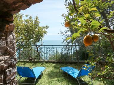 Ferienhaus mit Meer-Blick für 6 Gäste mit Hund in Marina di Andora, Ligurien, Italien