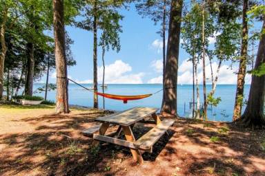 Cabin Northport