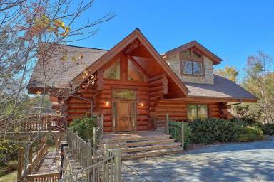 Cabin Pittman Center