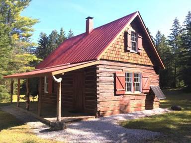 Cabin Lincoln