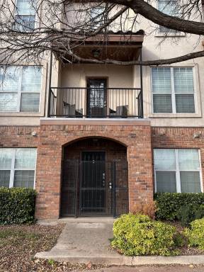 Condo  North Overton