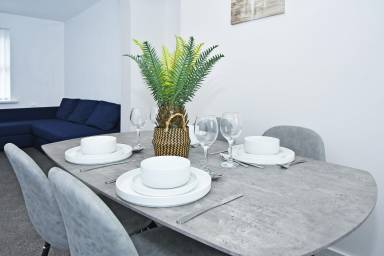 House Kitchen Stoke-on-Trent