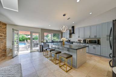 House  Escondido