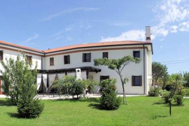 Villa  Ceggia