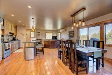 Condo Donnelly