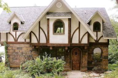 Chalet Nauvoo