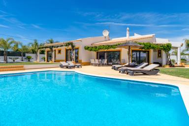 Villa 250 m²