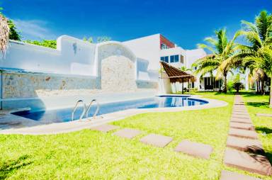 Villa  Playacar