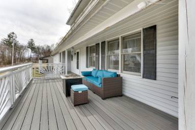 Cottage  Middletown