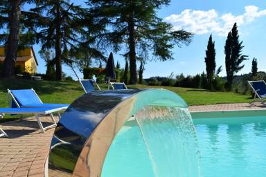 Casa con giardino, piscina e barbecue | Vista sulla natura