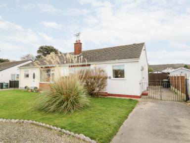 Cottage  Kinmel Bay and Towyn