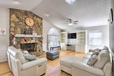 House Suwanee