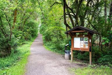 House Pet-friendly Downtown Lake Oswego Oregon