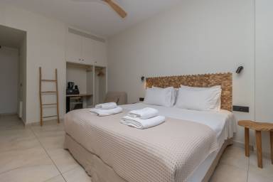 Bed and breakfast  Marathopoli