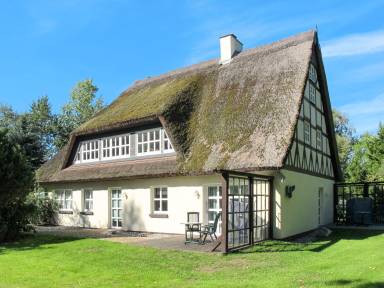 Villa  Altenkirchen