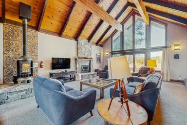 223 m² House