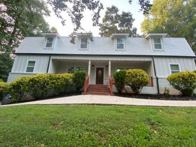 Apartment Roswell