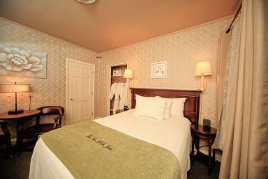 Bed and breakfast  Portland