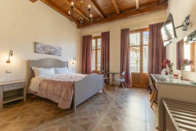 Camera privata con terrazza e internet veloce | Vista sulla città | Adatta per il telelavoro