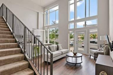Apartment West McLean