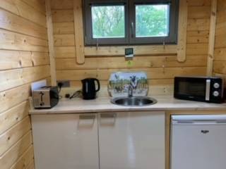 Cabin with garden & grill — photo 3