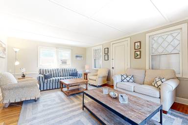 House Manchester-by-the-Sea