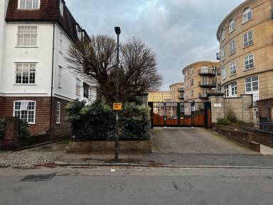 Apartment Balcony Epsom and Ewell