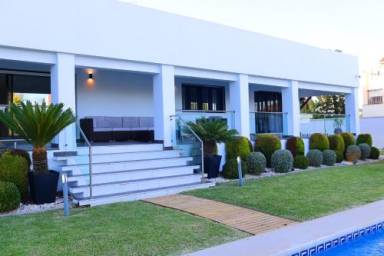 Villa  Churriana