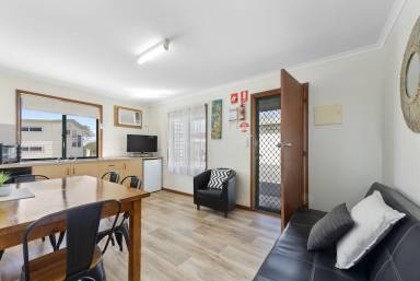Cabin Moonta Bay
