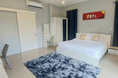 Apartment Air conditioning Si Sunthon